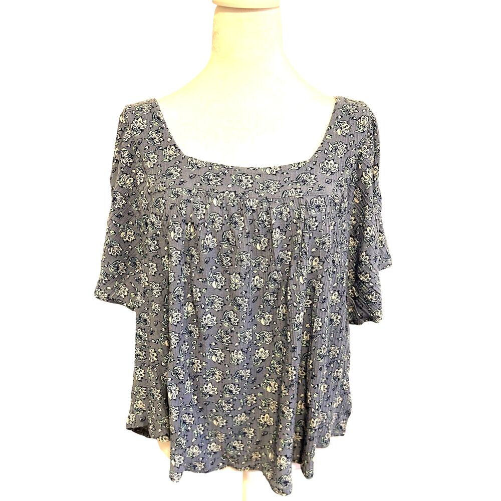 Lucky Brand pastel Blue Floral flutter Short Sleeve cottage Cowgirl top size L